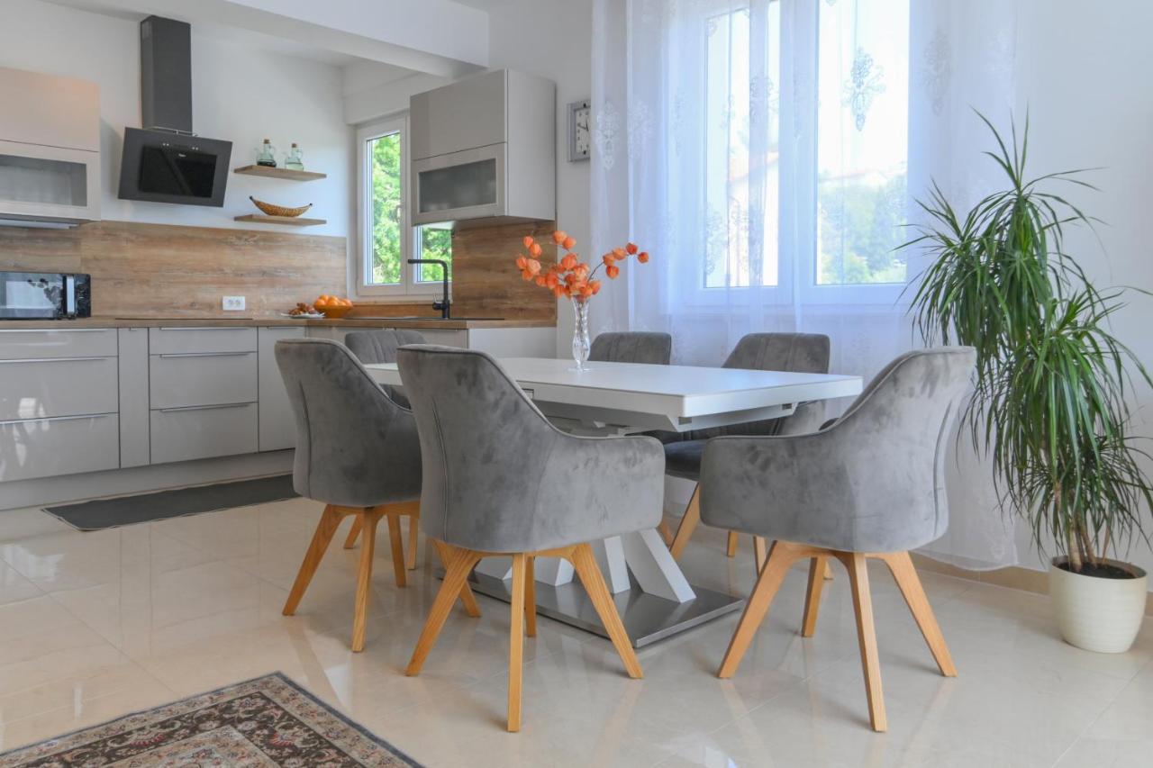 리예카 Apartman Iskra 아파트 외부 사진