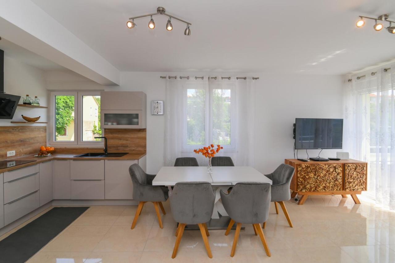 리예카 Apartman Iskra 아파트 외부 사진